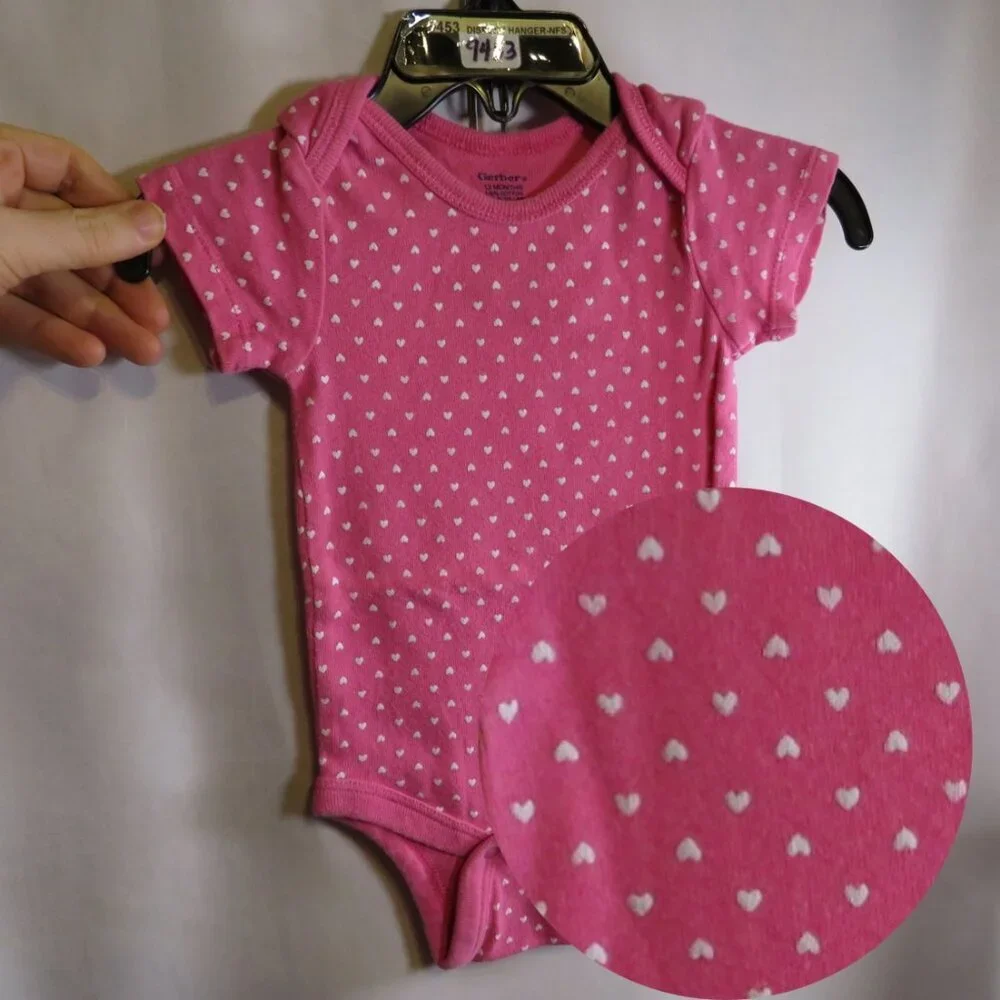 Baby Dk Pink with heart dots bodysuit 12 months Gerber (label cut)